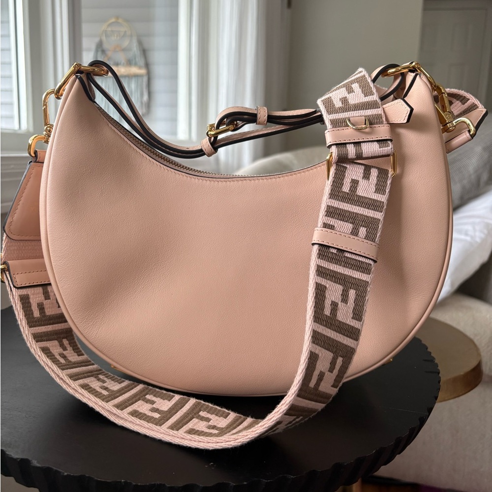 Fendi Fendigraphy bag
Width 11 inches
Height 9 inches
